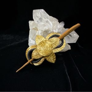 Hair accessory — AC 17
