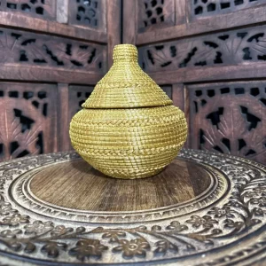 Woven pot