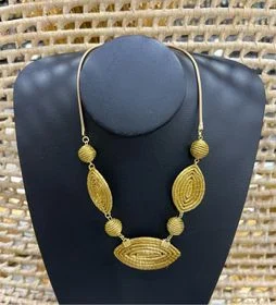 Necklace — CL 46