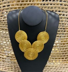 Necklace — CL 61