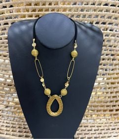 Necklace — CLS 107